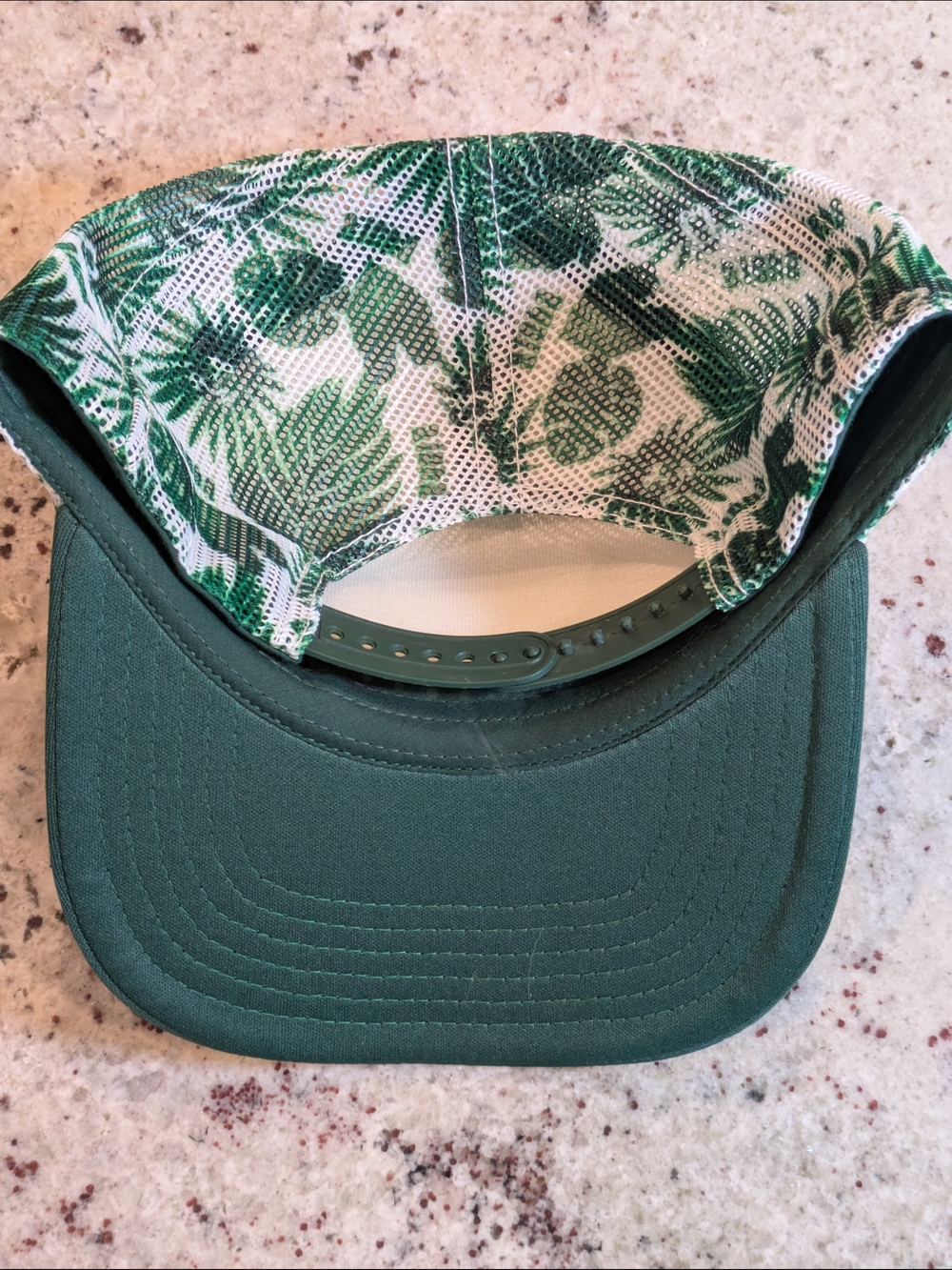 Disney Aulani Hawaii Hat Mickey Mouse Aloha Trucker Snapback Green Resort - Picture 8 of 9